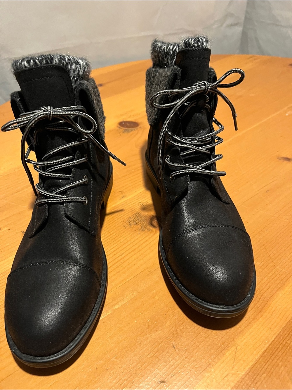 Cliffs by WHITE MOUNTAIN Black Ankle Booties with Gray Knit Cuff